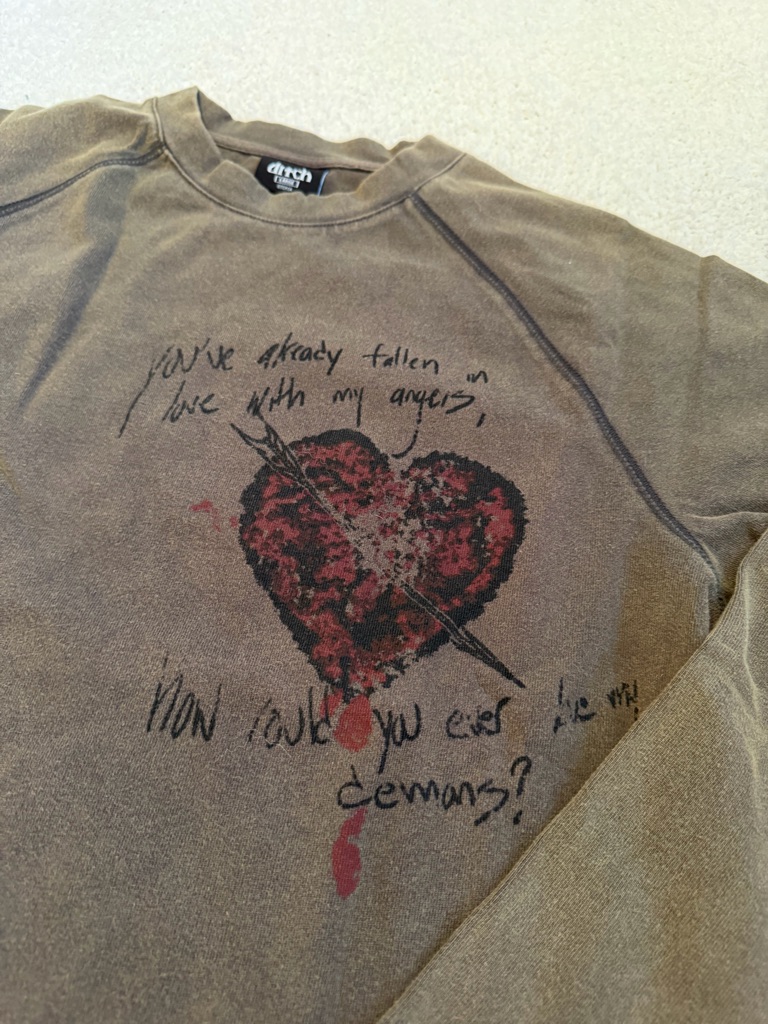 Ditch Graphic Long Sleeve Shirt Brown Grunge Heart Y2k Large — image 2 of 5